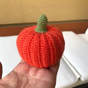 horgolt őszi tök - otthon & életmód - dekoráció - halloween - halloweeni asztaldísz - Meska.hu