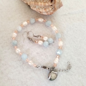 SALE!Nyári fuvallat ékszerszett-kék akvamarin, tenyésztett gyöngy és swarovski kristály ékszerszett acél kagyló charmmal - ékszer - ékszerszett - Meska.hu