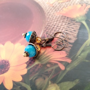 Kék és sárga üveggyöngy fülbevaló - ékszer - fülbevaló - lógó fülbevaló - Meska.hu Kék és sárga üveggyöngy fülbevaló - ékszer - fülbevaló - lógó fülbevaló - Meska.hu