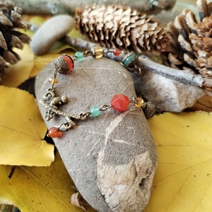 Mint a mókus... karkötő - karneol, aventurin, citrin, üveggyöngy és egy cuki ágon ülő mókus - ékszer - karkötő - ásványkarkötő - Meska.hu