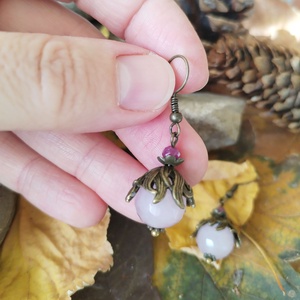 Rózsakvarc és rubin fülbevaló - ékszer - fülbevaló - lógó fülbevaló - Meska.hu