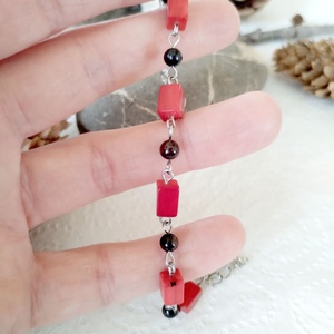 Korall és gránát acél karkötő - ékszer - karkötő - ásványkarkötő - Meska.hu