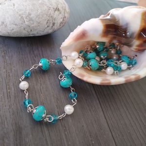 Türkinit és gyöngy acél nyaklánc - türkiz színű howlit, üveggyöngy és édesvízi tenyészett gyöngy - ékszer - nyaklánc - gyöngyös nyaklánc - Meska.hu