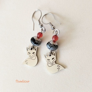 Acél róka fülbevaló - hópehely obszidián és narancssárga karneol achát - ékszer - fülbevaló - lógó fülbevaló - Meska.hu