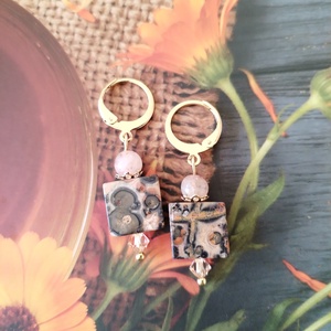 A vadon szava - leopárd jáspis, napkő és swarovski light peach kristályos fülbevaló - Meska.hu