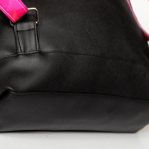 Geometriai mintás pink roll up táska - vízhatlan - táska & tok - hátizsák - roll top hátizsák - Meska.hu