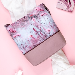 Rózsaszín, virágos kis méretű oldaltáska - Meska.hu