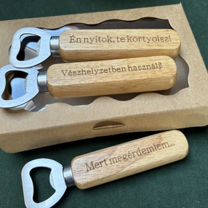 Gravírozott fa sörbontó, Kellékek & szerszámok, Szerszámok, eszközök, Kiegészítők, Mindenmás, MESKA