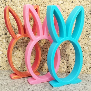 Kindertojás tartó Húsvéti Nyuszi figura 3 színben ajándékozáshoz pénzátadáshoz (kék, rózsaszín, arany-piros) - ünnepi díszek, dekorációk - húsvéti díszek és dekorációk - húsvéti ajándékátadó - Meska.hu