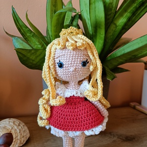 Amigurumi királylány figura, Játék & Sport, Plüssállat & Játékfigura, Ember, Baba-és bábkészítés, Horgolás, MESKA