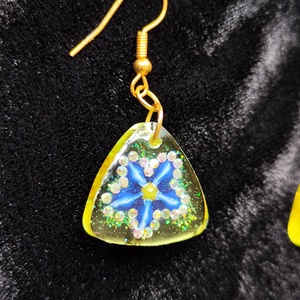 Kék epoxy fülbevaló  - ékszer - fülbevaló - lógó fülbevaló - Meska.hu