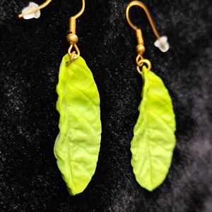 Levél fülbevaló  - ékszer - fülbevaló - lógó fülbevaló - Meska.hu