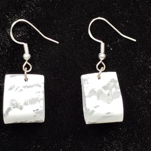 Márványos fülbevaló  - ékszer - fülbevaló - lógó fülbevaló - Meska.hu