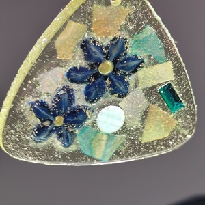 Epoxy fülbevaló  - ékszer - fülbevaló - lógó fülbevaló - Meska.hu