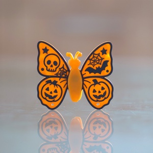 Halloween-i pillangó pörgettyű - otthon & életmód - dekoráció - halloween - halloweeni figurák - Meska.hu