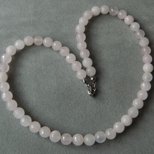 Rózsakvarc nyakék - ékszer - nyaklánc - gyöngyös nyaklánc - Meska.hu