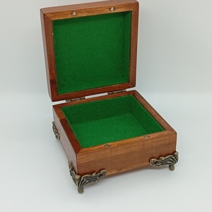 Rózsás fa ékszerdoboz-tűzzománc képpel  - ékszer - ékszertartó - ékszerdoboz - Meska.hu