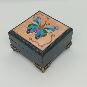 Pillangós fa ékszerdoboz-tűzzománc betéttel  - ékszer - ékszertartó - ékszerdoboz - Meska.hu
