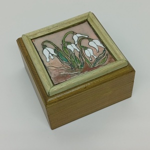 Fa   ékszerdoboz-hóvirág csokor tűzzománc betéttel , Ékszer, Ékszertartó, Ékszerdoboz, Famegmunkálás, Tűzzománc, MESKA