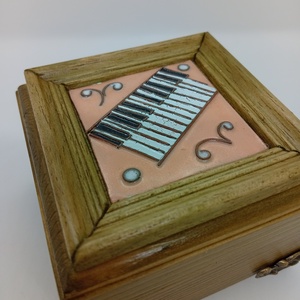 Zongorás fa  ékszerdoboz-tűzzománc betéttel  - ékszer - ékszertartó - ékszerdoboz - Meska.hu
