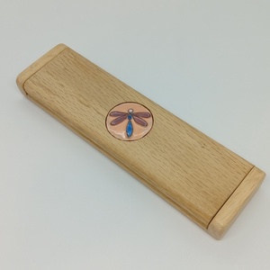 Szitakötő fa ceruzatartó -egyedi tűzzománc betéttel, Otthon & Életmód, Papír, írószer, Tolltartó & Ceruzatekercs, Famegmunkálás, Tűzzománc, MESKA