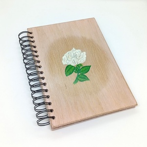 Napló emlékkönyv rózsás, Otthon & Életmód, Papír, írószer, Jegyzetfüzet & Napló, Famegmunkálás, MESKA