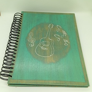 Gitáros kottás könyv, Könyv & Zene, Könyv, Famegmunkálás, MESKA