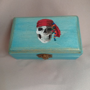 Koponyás kincses doboz - baba - mama - babaszoba dekoráció - gyerekszoba falmatrica - Meska.hu