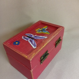 Pillangós pici kincses doboz - baba - mama - babaszoba dekoráció - gyerekszoba falmatrica - Meska.hu