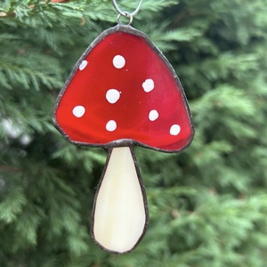 Üveg pöttyös gomba, Karácsony, Adventi díszek, Adventi ablakdekoráció, Üvegművészet, MESKA