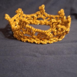 Aranyfényű Horgolt Születésnapi Korona � Puha és Elegáns, Baba - mama, Babafotózás, Babafotózási kellékek, Horgolás, MESKA