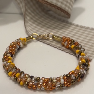 Különleges karácsonyi karkötő - Meska.hu