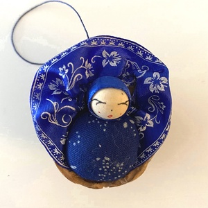 Karácsonyi dióbaba eredeti kékfestő, Karácsony, Karácsonyi lakásdekoráció, Karácsonyfadíszek, Mindenmás, MESKA