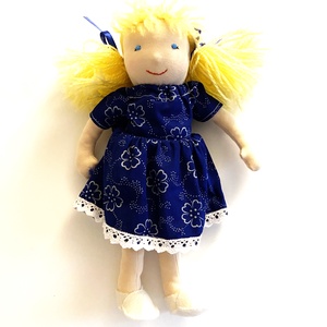 Baba eredeti kékfestő ruhában - Meska.hu