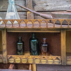 Rusztikus, loft jellegű szekrényke -  - Meska.hu
