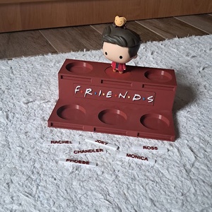 McDonald's Friends- Jóbarátok Funko figura tartó állvány - otthon & életmód - tárolás & rendszerezés - íróasztali tároló - Meska.hu