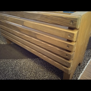 Borovi fenyő virágláda lábakkal � fa balkonláda cserepes növényekhez, dekoratív virágtartó teraszra vagy erkélyre ., Otthon & Életmód, Ház & Kert, Növény & Veteményes, Famegmunkálás, MESKA