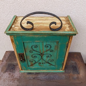 Rusztikus, antikolt, festett téka, faliszekrény - otthon & életmód - bútor - szekrény - Meska.hu Rusztikus, antikolt, festett téka, faliszekrény - otthon & életmód - bútor - szekrény - Meska.hu