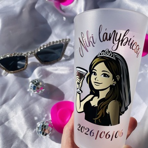 Lánybúcsús repohár személyre szabott grafikával és feliratta - Meska.hu