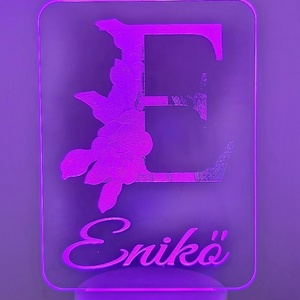 Monogramos világító plexi - esküvő - dekoráció - asztaldísz - Meska.hu