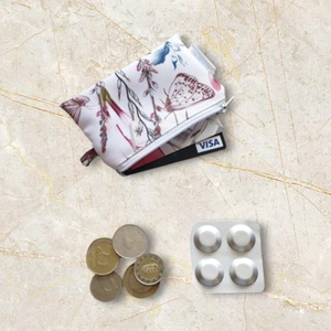 Bankkártyatartó tavaszi virágos, Táska & Tok, Pénztárca & Más tok, Kártyatartó & Irattartó, Varrás, MESKA