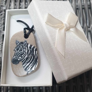 Ritánti medál, Zebra, Ékszer, Nyaklánc, Medál, Festészet, Festett tárgyak, MESKA