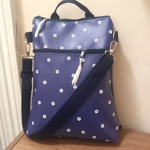 Kisvirágos mübőr hátizsák/válltáska - táska & tok - hátizsák - kishátizsák - Meska.hu