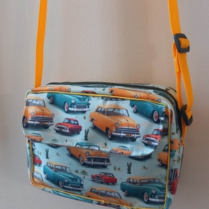 Old timer válltáska/crossbody, Táska & Tok, Kézitáska & válltáska, Vállon átvethető táska, Varrás, MESKA