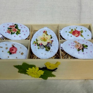 Vintage húsvéti díszek fadobozban - Meska.hu