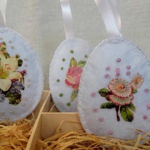 Vintage húsvéti díszek fadobozban - otthon & életmód - dekoráció - fali és függő dekoráció - függődísz - Meska.hu