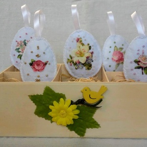 Vintage húsvéti díszek fadobozban - otthon & életmód - dekoráció - fali és függő dekoráció - függődísz - Meska.hu