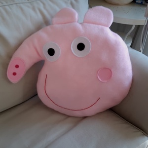 Peppa malac párna - otthon & életmód - babaszoba, gyerekszoba - gyerek díszpárna - Meska.hu