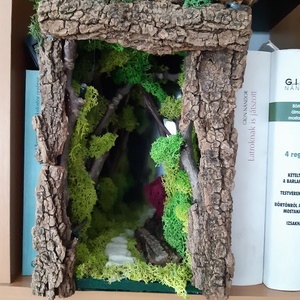 Könyvkuckó, Book Noot, Diorama, Varázserdő - otthon & életmód - dekoráció - asztal és polc dekoráció - zuzmódekoráció, mohadekoráció - Meska.hu