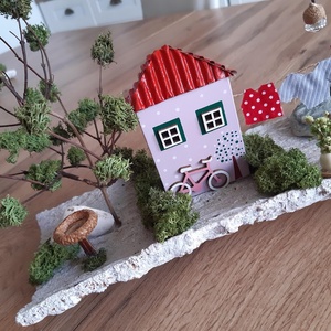 Csendélet házikóval - otthon & életmód - dekoráció - asztal és polc dekoráció - asztaldísz - Meska.hu